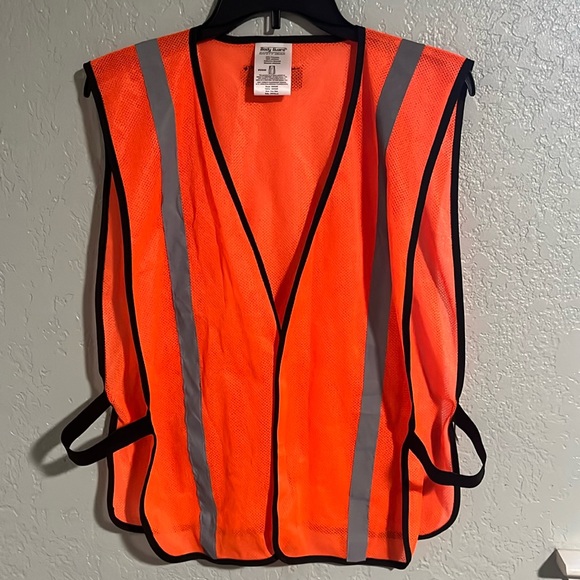 Body Guard Safety Gear Vest Reflective Material One Size - Picture 4 of 4